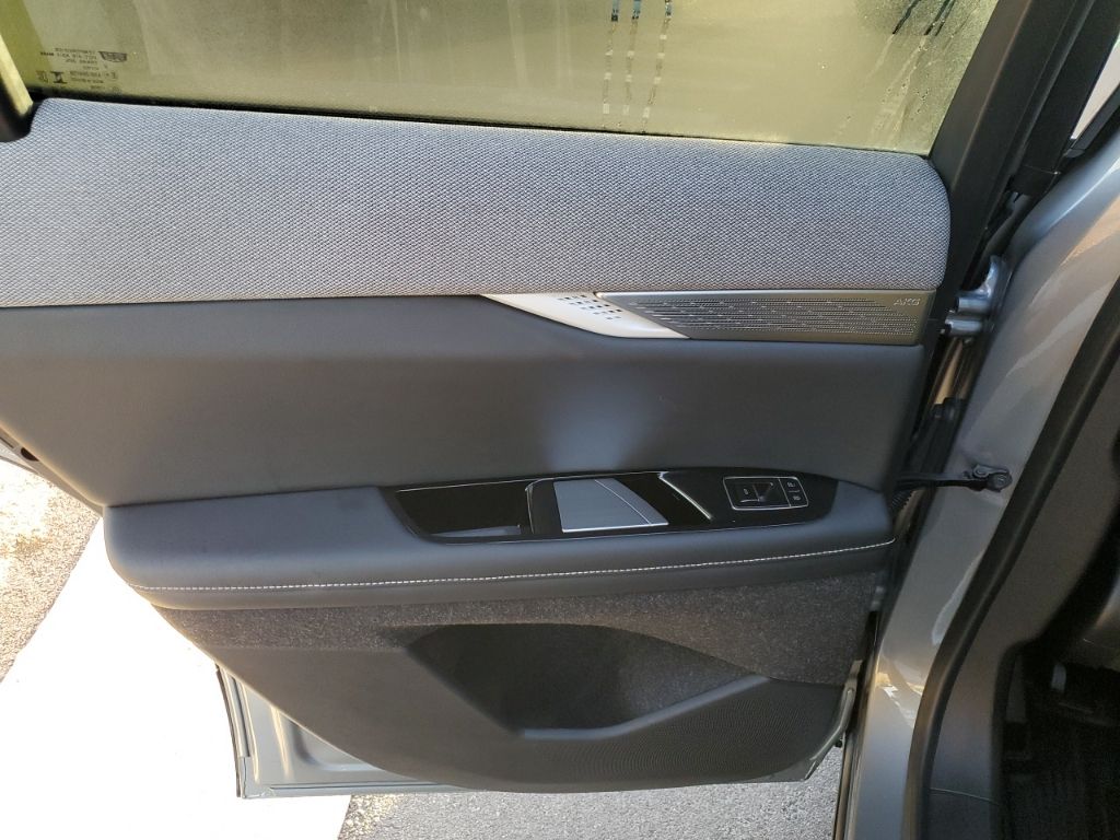 Used Car 2025 Cadillac Optiq  Sport 2 For Sale Under $50,000 In Austin, Texas