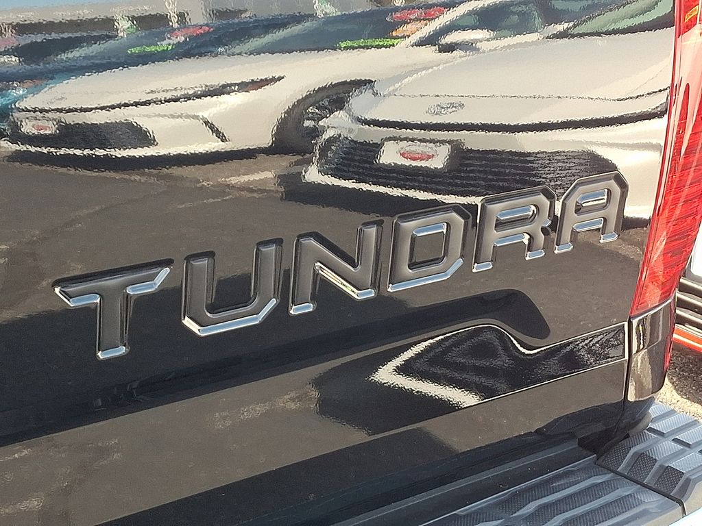 Thumbnail: 2021 Toyota Tundra - 29