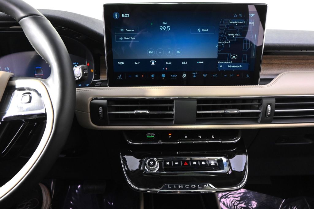 New 2026 White Lincoln Reserve image 27