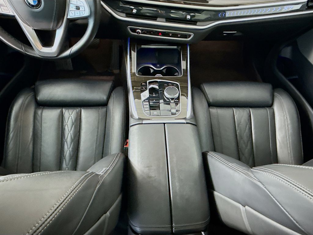 Thumbnail: 2023 BMW X7 - 17