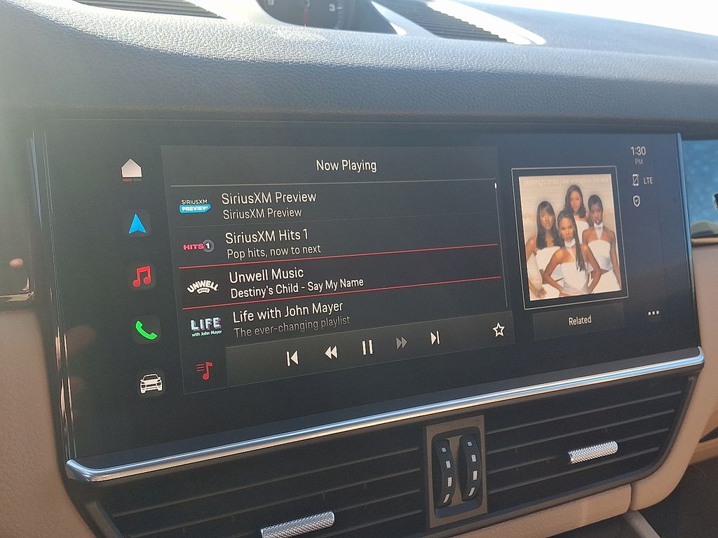 Thumbnail: 2022 Porsche Cayenne - 21