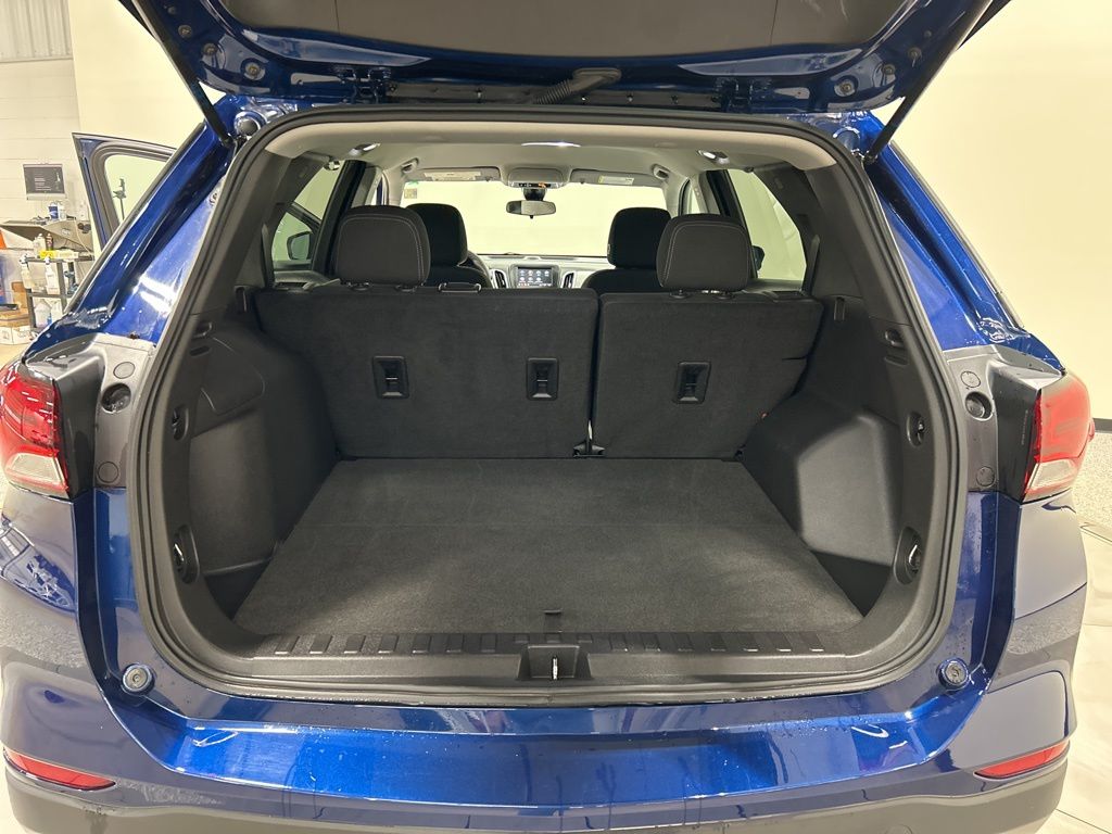 used 2023 Chevrolet Equinox car, priced at $20,966