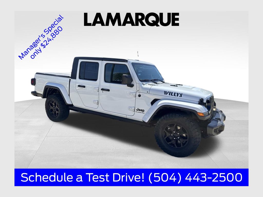  2021 Jeep Gladiator Willys Crew Cab 4WD   