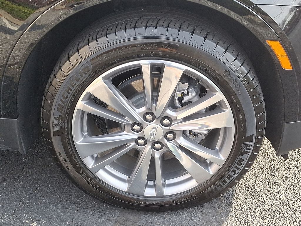 Thumbnail: 2025 Cadillac XT5 - 8