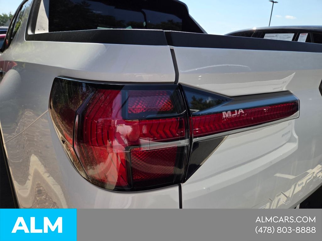 Used 2026 White Hyundai SEL image 10