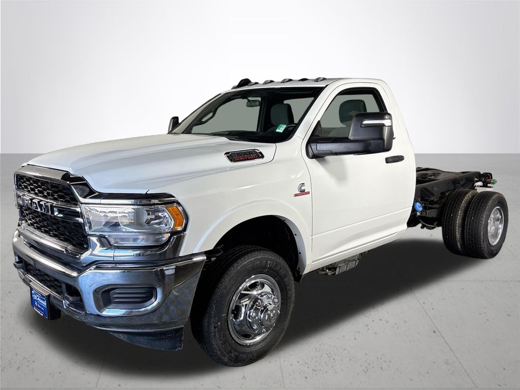 2024 Ram 3500 Tradesman photo 2