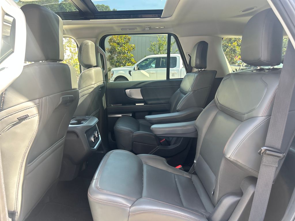 Used 2025 Gray Ford Active image 10