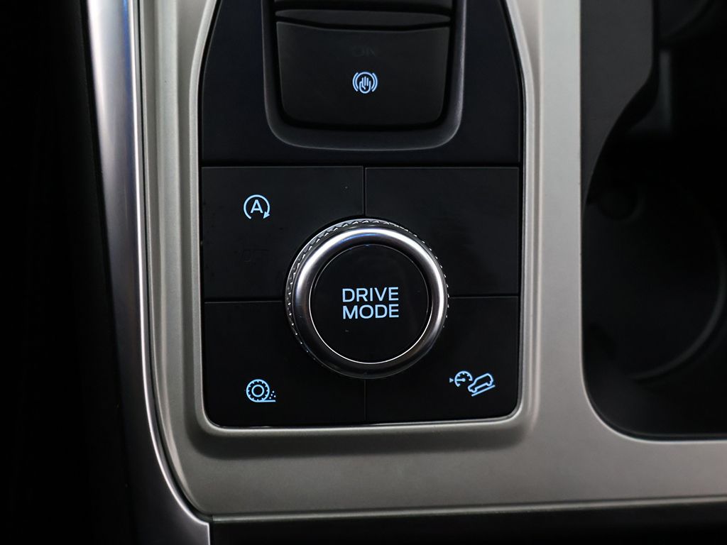 Used 2024 Blue Ford XLT image 53