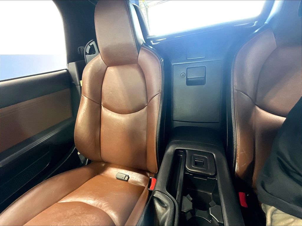 2013 Mazda Miata — photo 16