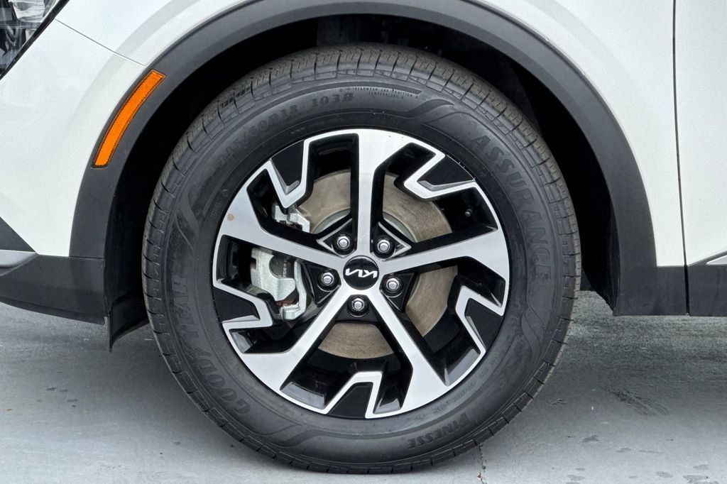 used 2023 Kia Sportage Hybrid car, priced at $25,987