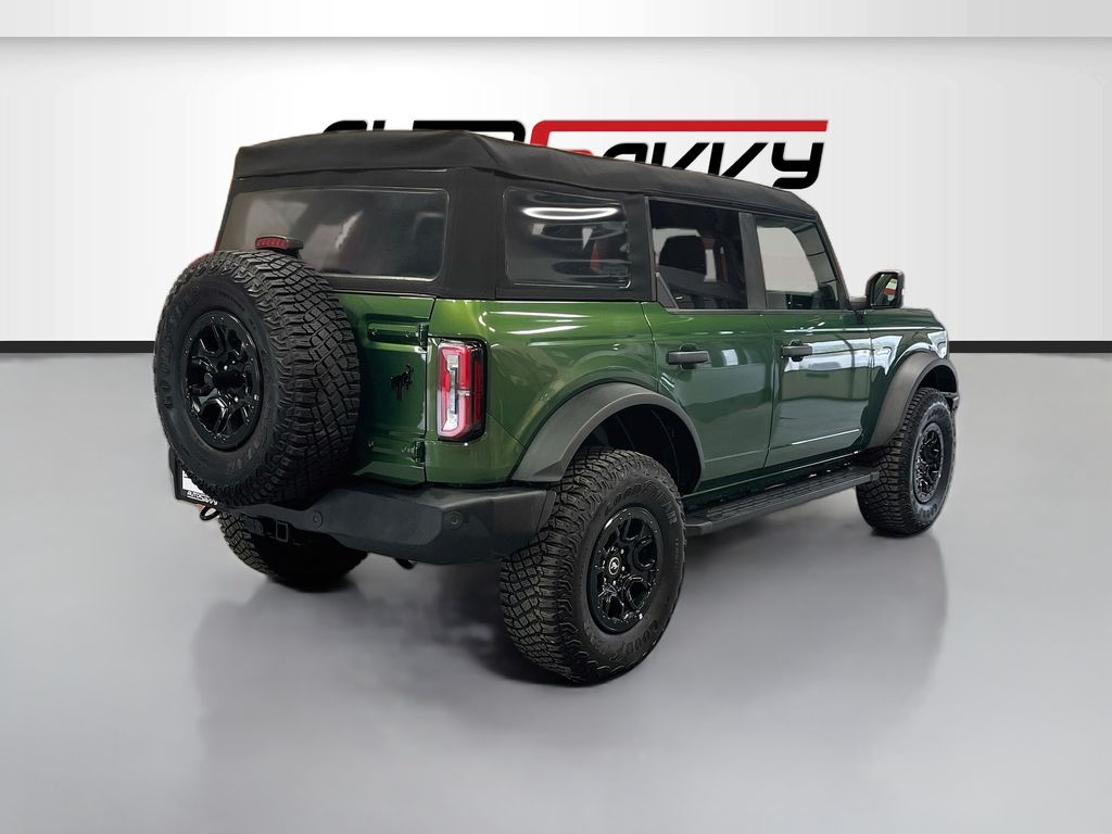 Used 2024 Green Metallic Ford Wildtrak image 7