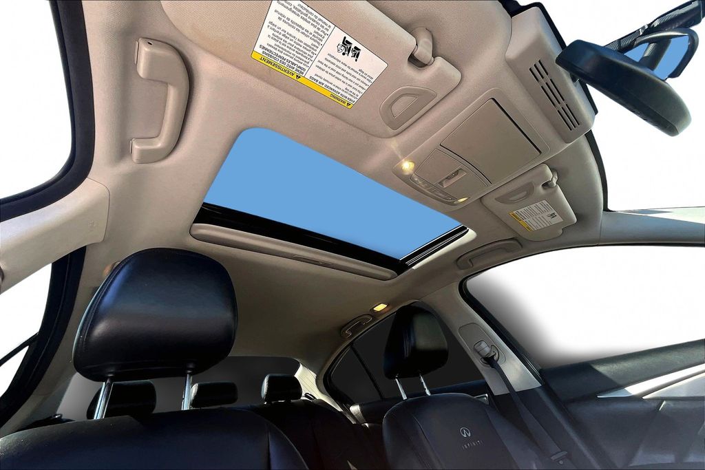 Used 2014 Gray INFINITI Premium image 25