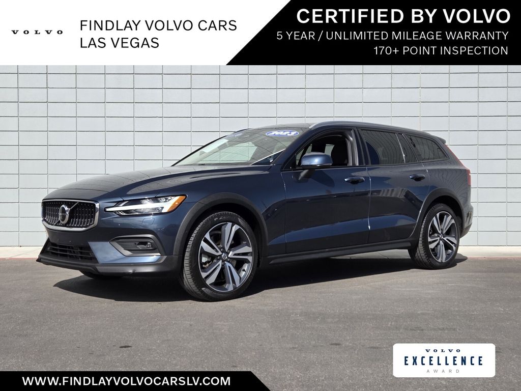 Denim Blue Metallic 2023 Volvo V60 Cross Country B5 Plus AWD Wagon All-Wheel Drive Automatic