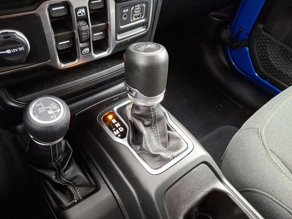 Thumbnail: 2024 Jeep Wrangler - 15