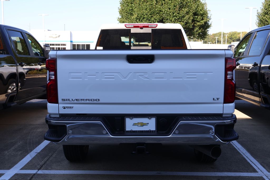 Thumbnail: 2026 Chevrolet Silverado 2500 - 9