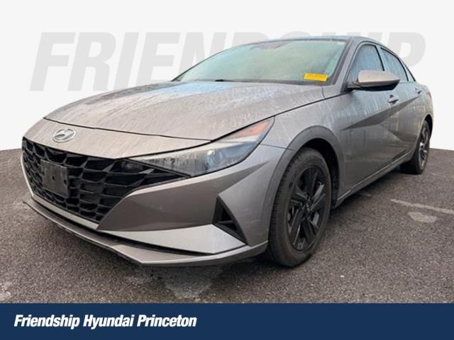 Fluid Metal 2023 Hyundai Elantra SEL FWD Sedan Front-Wheel Drive Continuously Variable Transmission