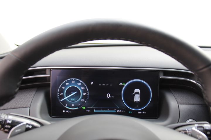 Used Car 2024 Hyundai Tucson Hybrid  Limited For Sale Under $35,000 In Georgetown, Texas