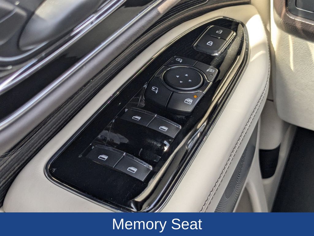 2024 Lincoln Navigator L Black Label