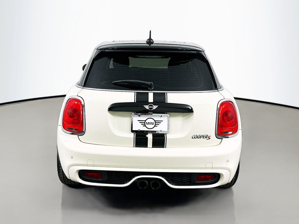 2016 MINI Cooper Base 6