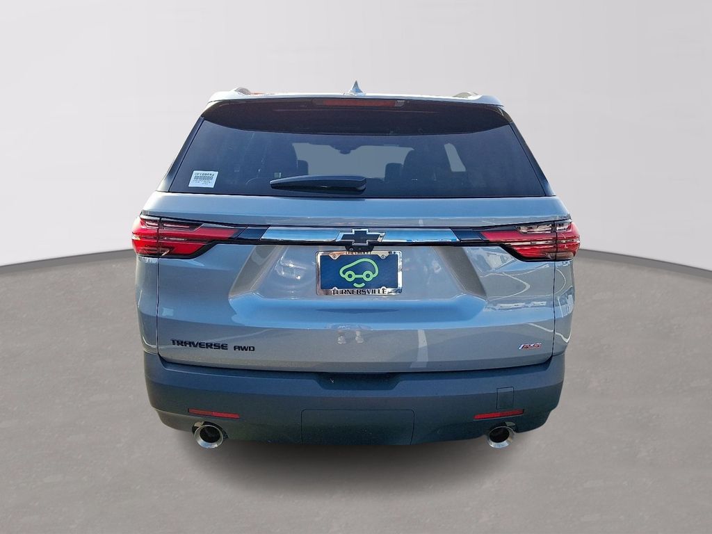 Thumbnail: 2023 Chevrolet Traverse - 5