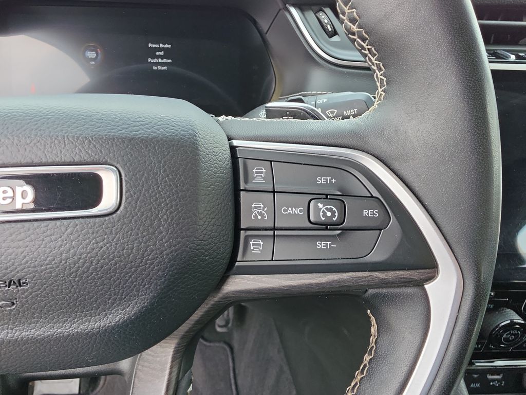 2023 Jeep Grand Cherokee L Limited Gray at South Hills CDJR
