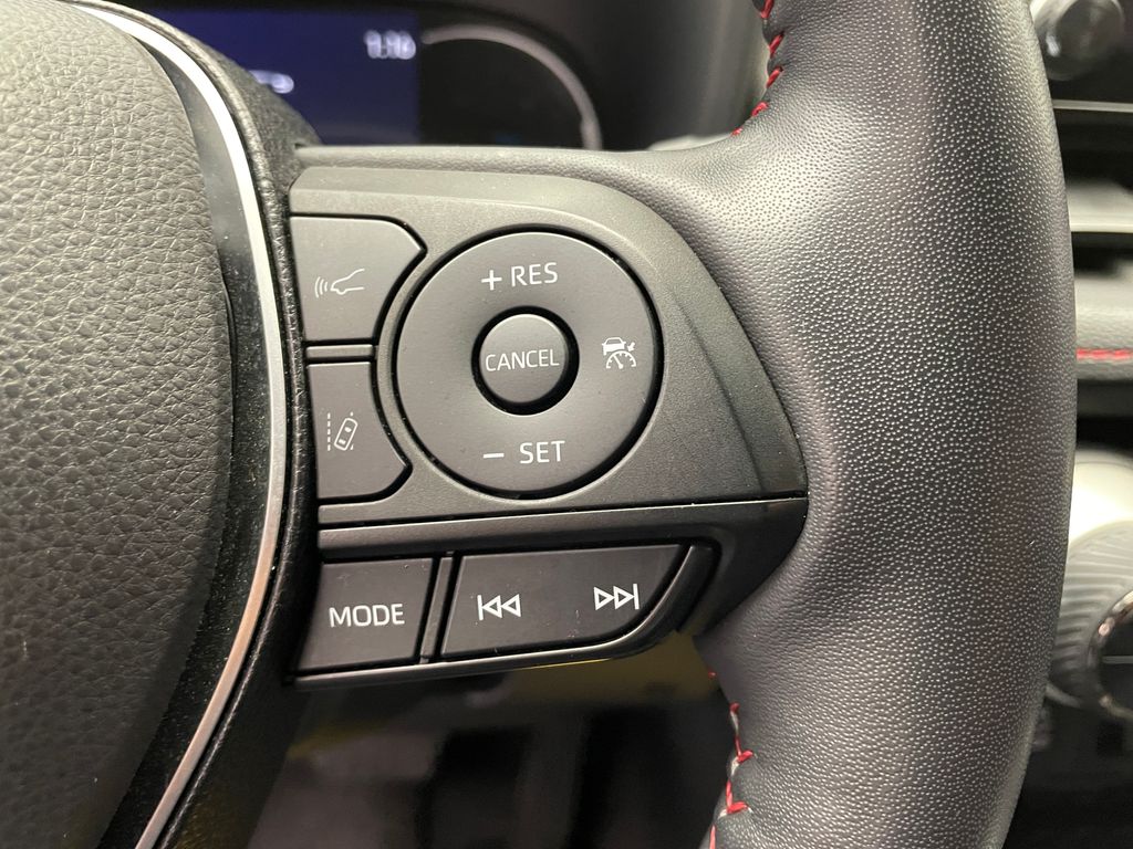 2023 Toyota RAV4 Prime SE 23