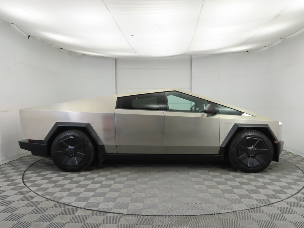 Thumbnail: 2024 Tesla Cybertruck - 4