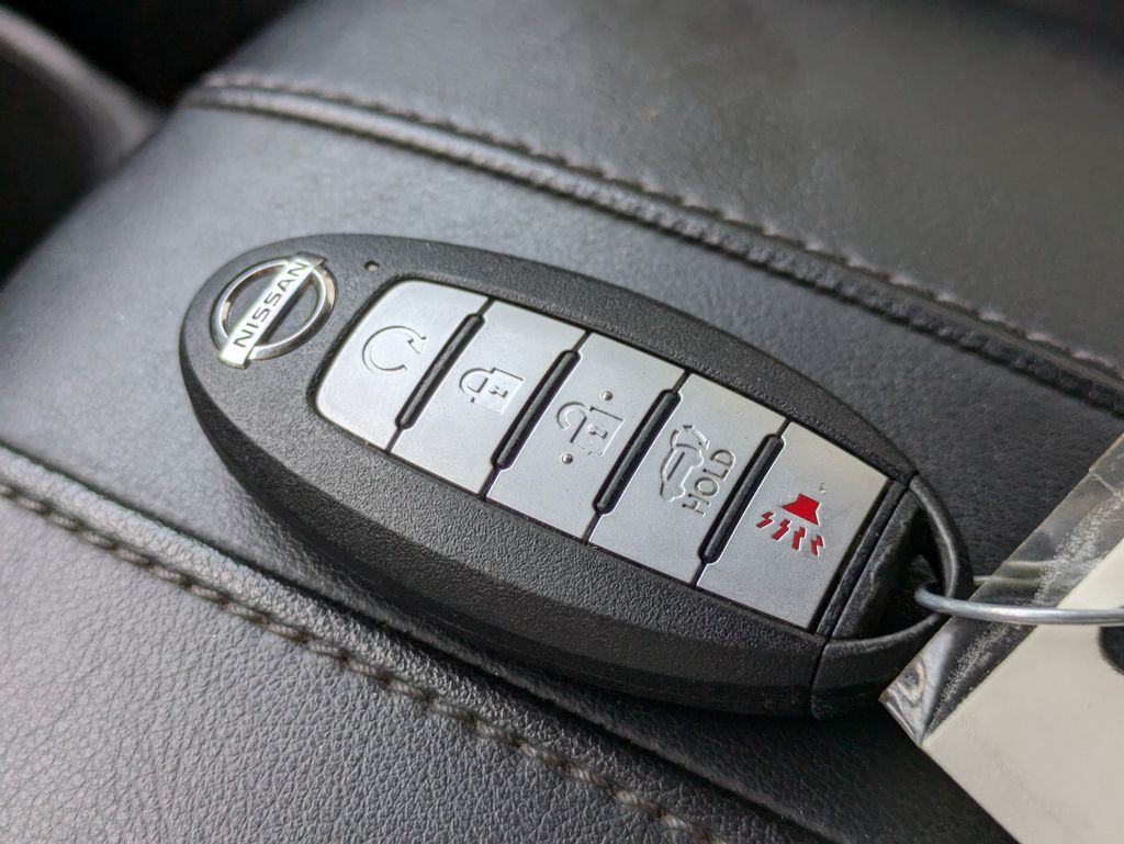 Used 2020 Nissan Rogue SUV