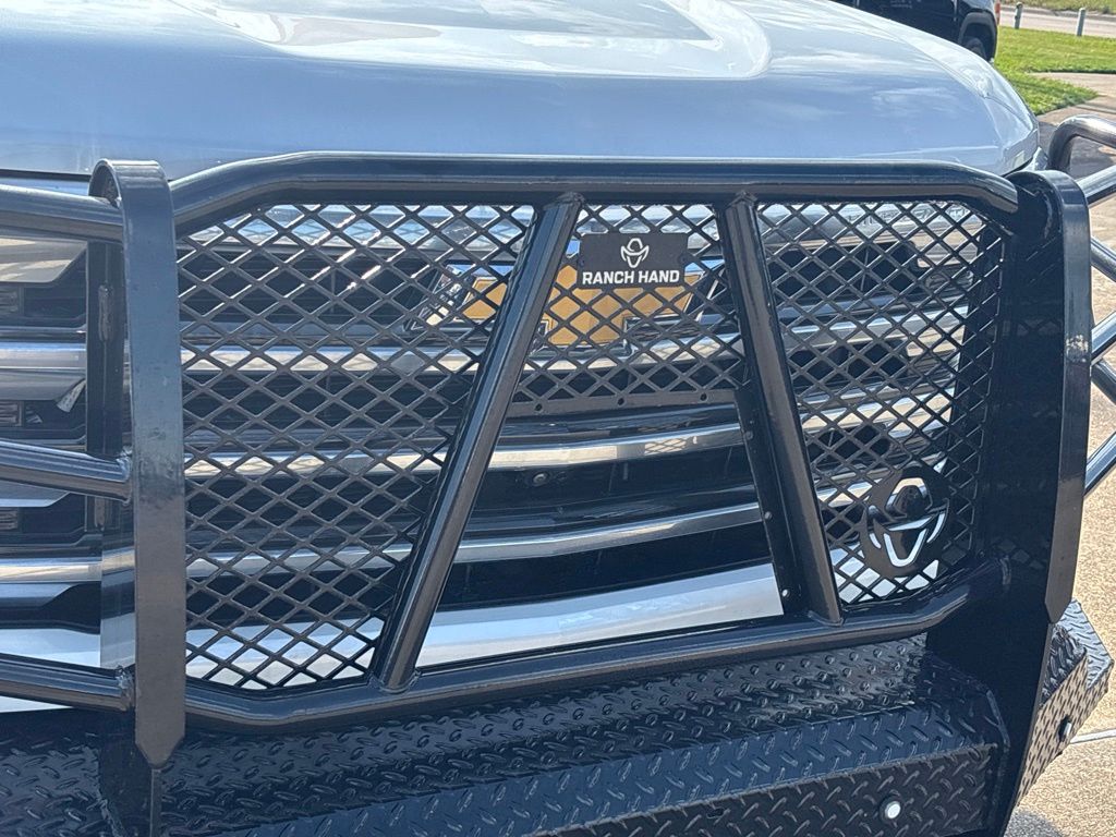 2023 Chevrolet Silverado 1500 High Country - 3