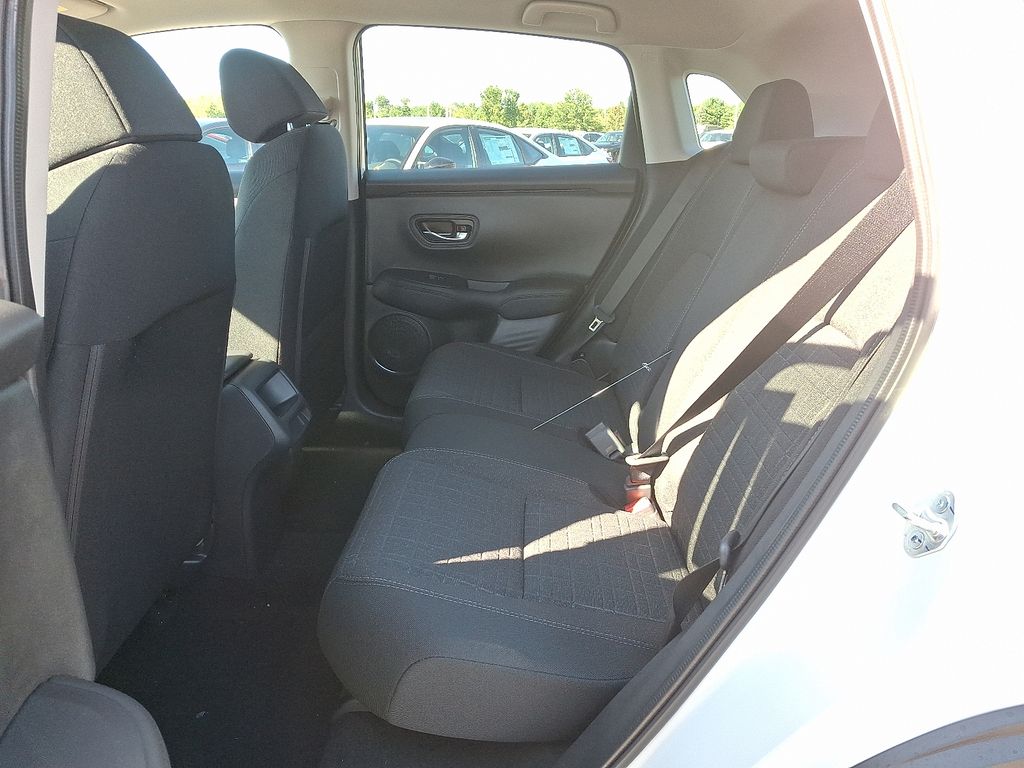 Thumbnail: 2026 Honda HR-V - 5