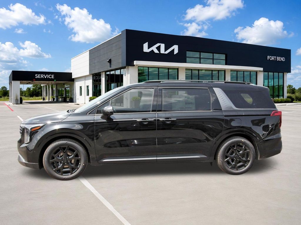 New 2026 Kia Carnival MPV Van