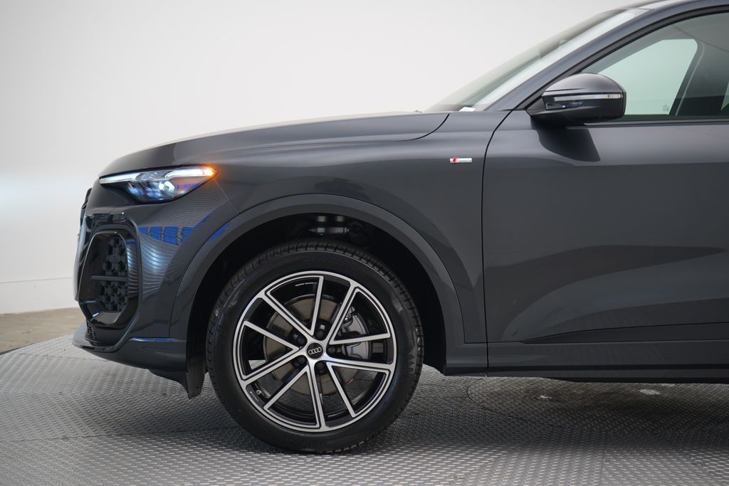 Thumbnail: 2026 Audi Q5 - 2