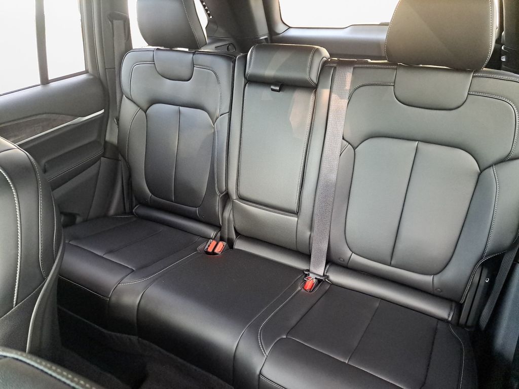 New Car 2025 Jeep Grand Cherokee  Limited For Sale Under $40,000 In Austin, Texas