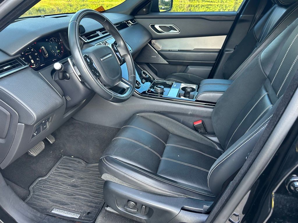 Thumbnail: 2020 Land Rover Range Rover Velar - 14