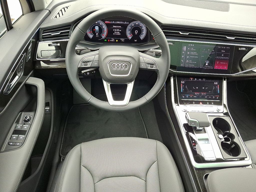 Thumbnail: 2025 Audi Q7 - 6