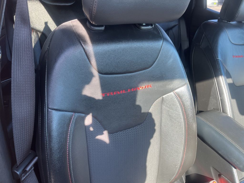 Used 2025 Red Jeep Trailhawk image 12