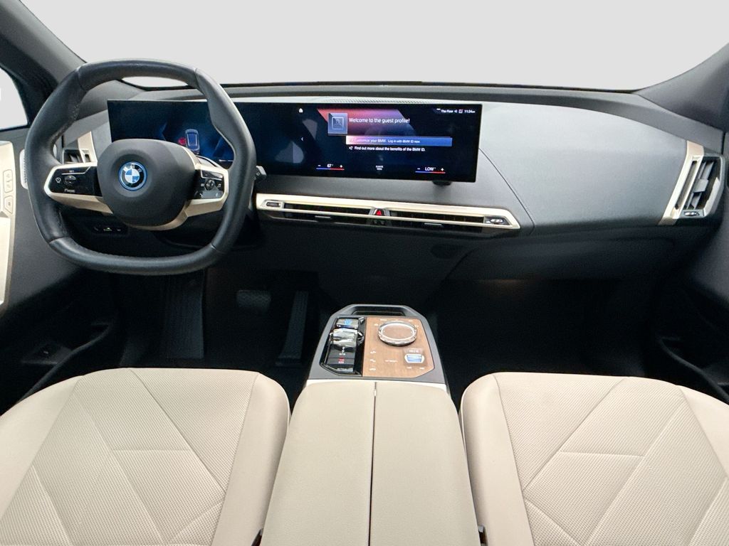 Thumbnail: 2023 BMW iX - 15