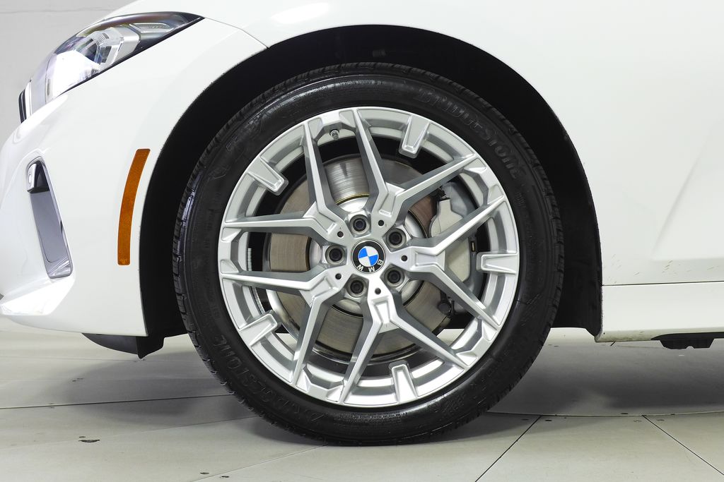 Thumbnail: 2025 BMW 3 Series - 5