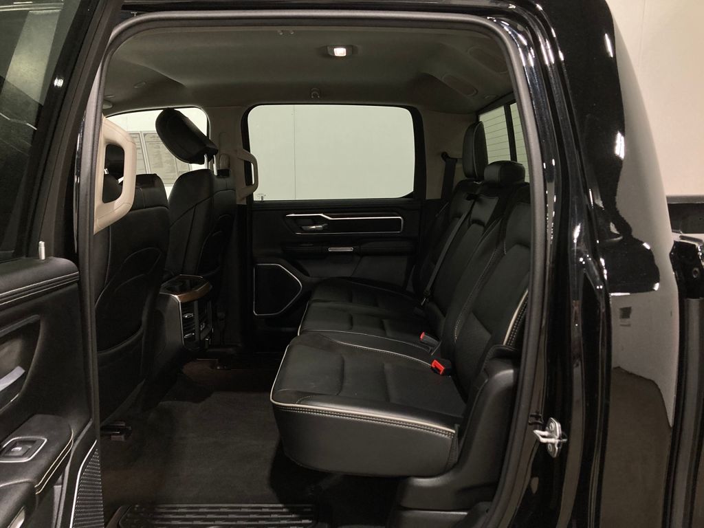 2022 Ram 1500 Laramie Crew Cab 4x4 5'7" Box