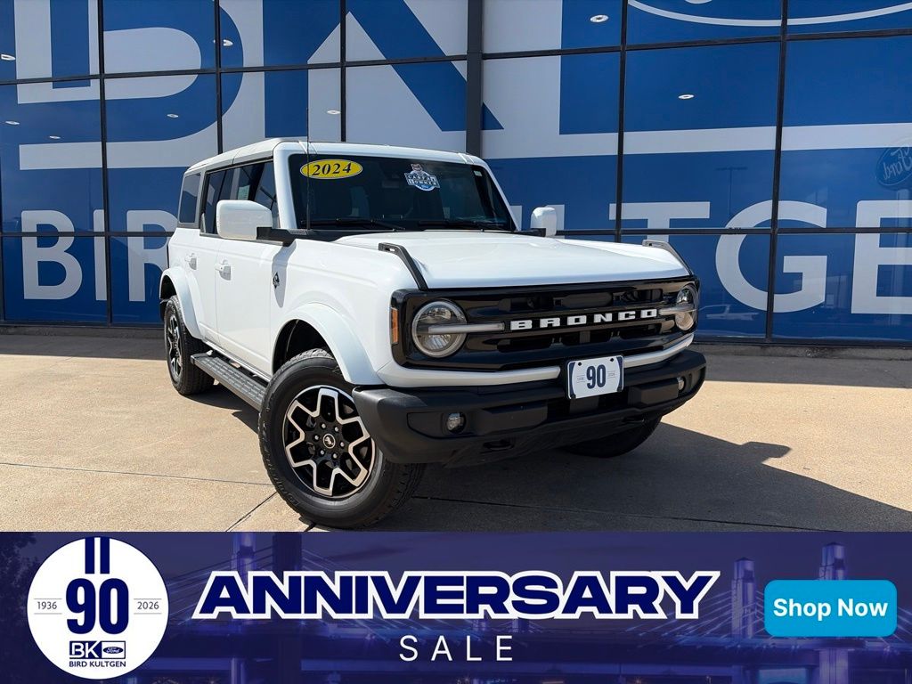 Oxford White 2024 Ford Bronco SUV / Crossover Four-Wheel Drive Automatic