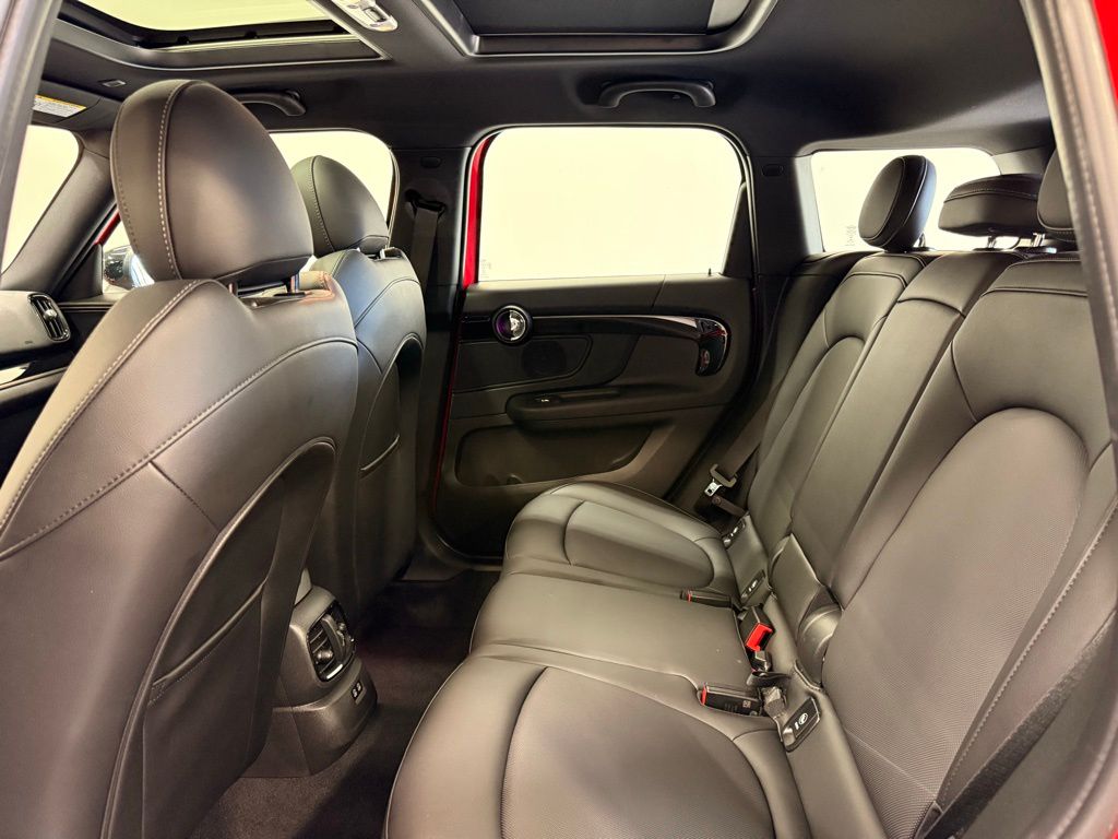2022 MINI Cooper Countryman Signature 11