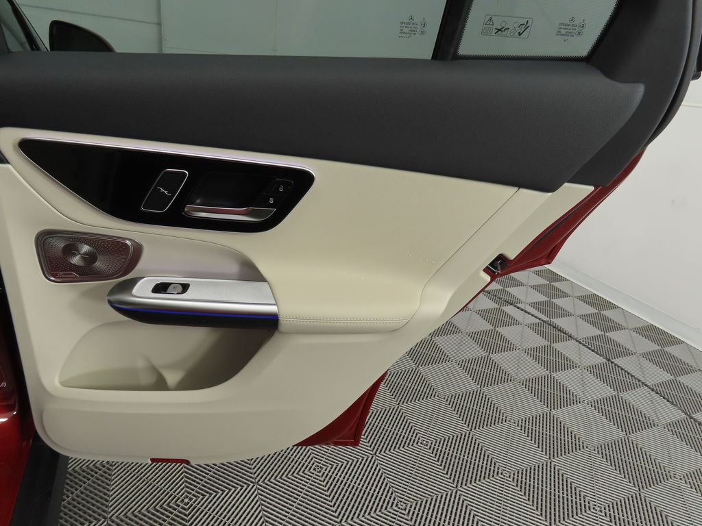 Thumbnail: 2026 Mercedes-Benz GLC - 27