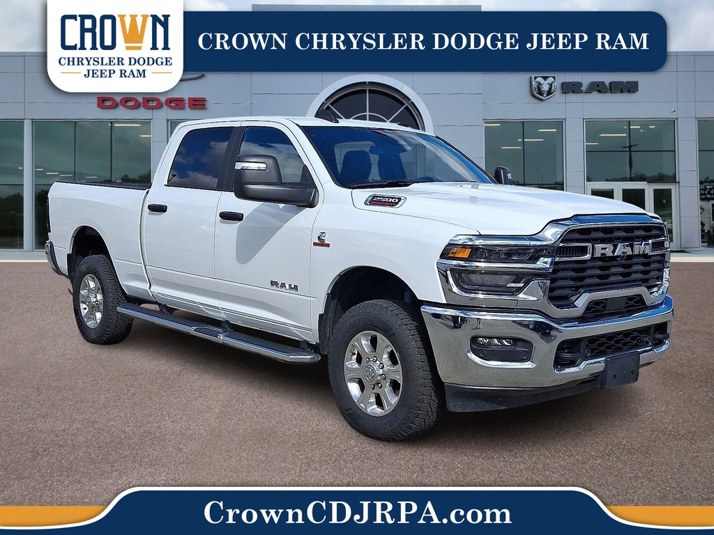 2025 RAM 2500 Big Horn Crew Cab 4WD