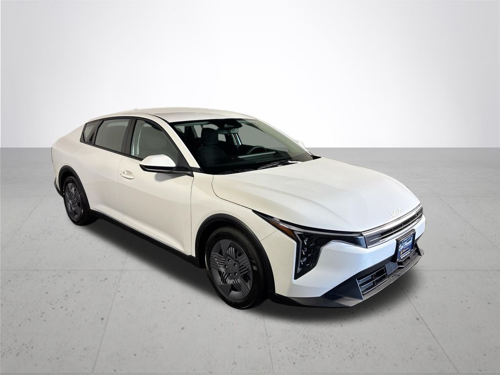 2026 Kia K4 LX