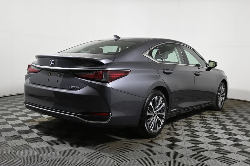 Thumbnail: 2020 Lexus ES - 7