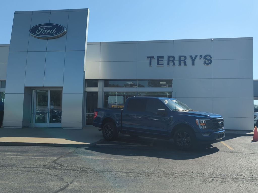  2023 Ford F-150 XLT SuperCrew 4WD   