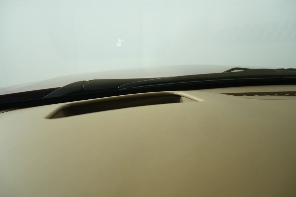 Thumbnail: 2024 Cadillac XT6 - 25