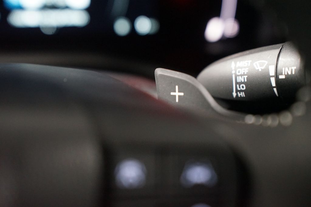 Thumbnail: 2025 Toyota Camry - 15