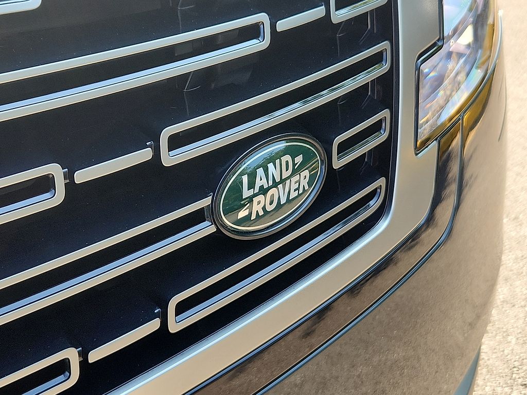 Thumbnail: 2026 Land Rover Range Rover - 11