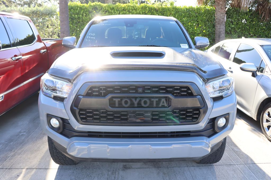 Thumbnail: 2021 Toyota Tacoma - 5